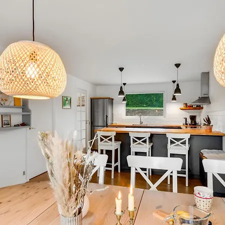 3 Bedroom Awesome In Ferienhaus